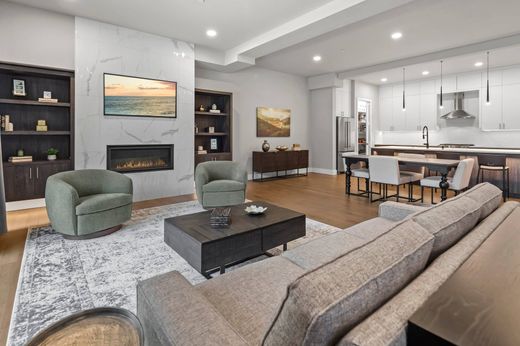 Apartment in Camas, Clark County