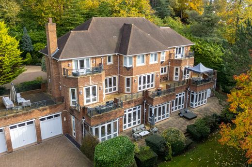 Casa Unifamiliare a Surrey Quays, Greater London