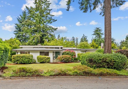 Detached House in Lakewood, Pierce County