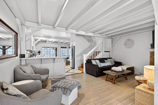 Apartment in Big White Ski, British Columbia