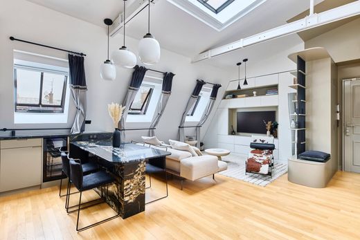 Квартира, Champs-Elysées, Madeleine, Triangle d’or, Paris