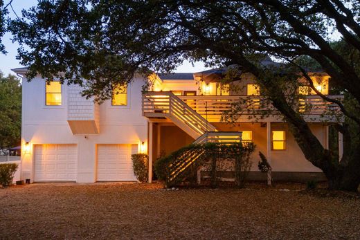 Luxury home in Southern Shores, Dare County