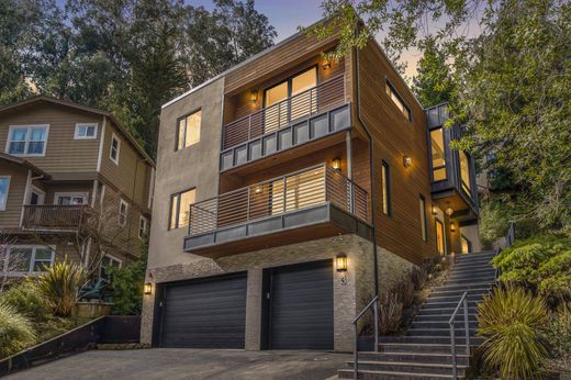 Detached House in Oakland, Alameda County