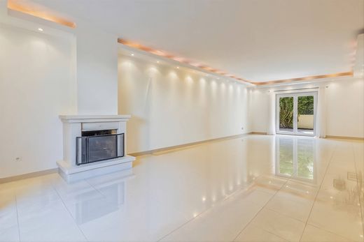 Detached House in Cascais, Lisbon