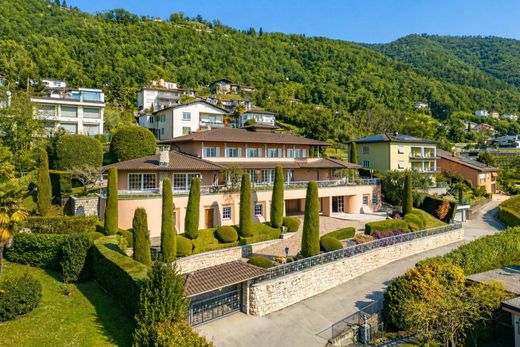 Detached House in Vacallo, Mendrisio District