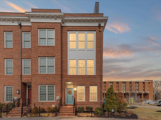 Townhouse in Washington, Washington County