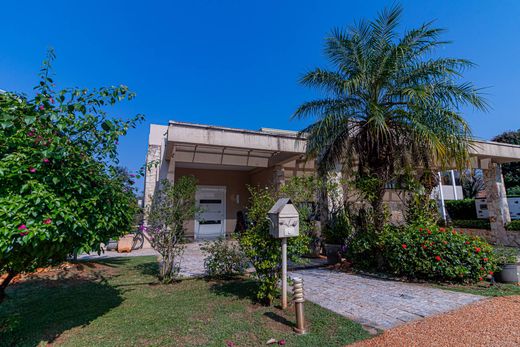 Maison de luxe à Hernandarias, Departamento del Alto Paraná