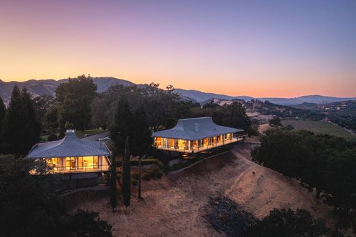 Einfamilienhaus in Ukiah, Mendocino County