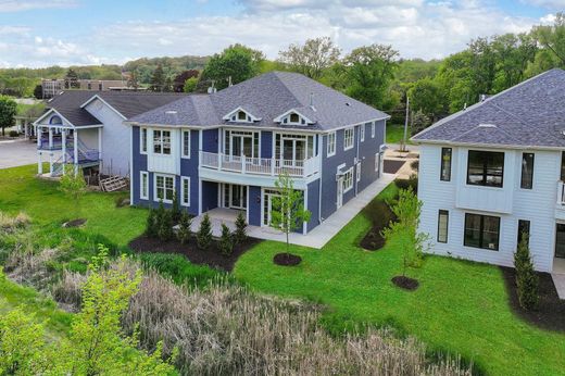 Luxury home in Fontana, Walworth County