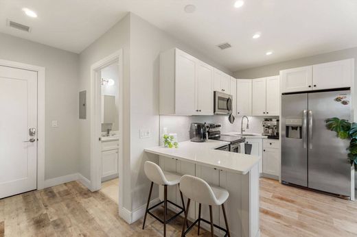 Apartment in Boston, Suffolk County