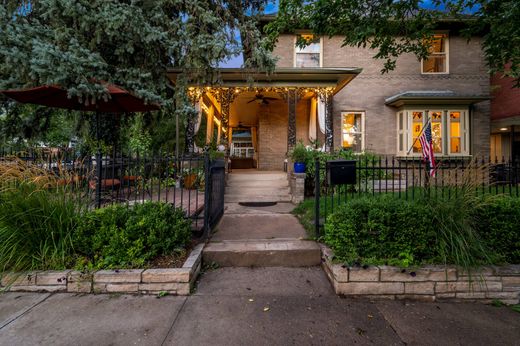 Detached House in Denver, Denver County