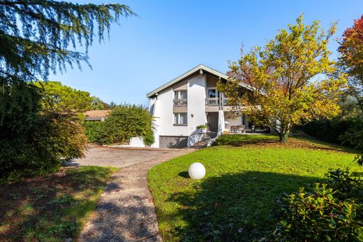 Casa Unifamiliare a Mérignac, Gironda