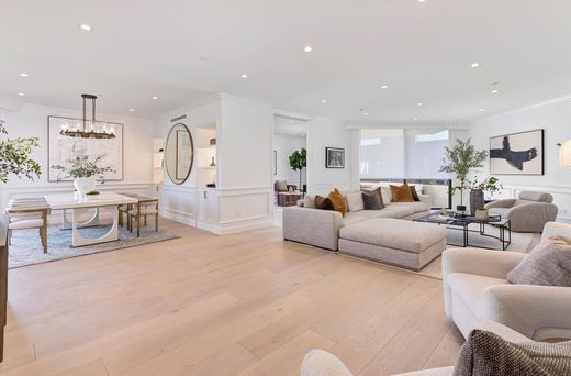 Apartment / Etagenwohnung in Beverly Hills, Los Angeles County