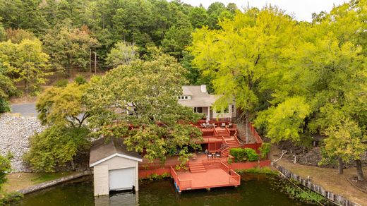 Vrijstaand huis in Malvern, Hot Spring County