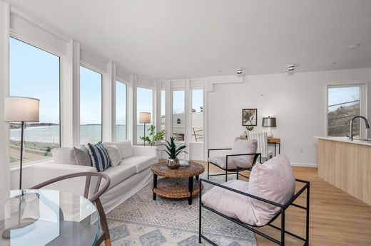 Apartment / Etagenwohnung in Hull, Plymouth County