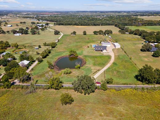 Detached House in Joshua, Johnson County