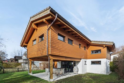 独立式房屋  Cudrefin, Broye-Vully District