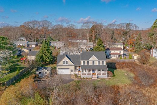 Detached House in Cape Elizabeth, Cumberland County