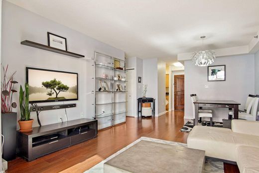 Apartment in Bethesda, Montgomery County