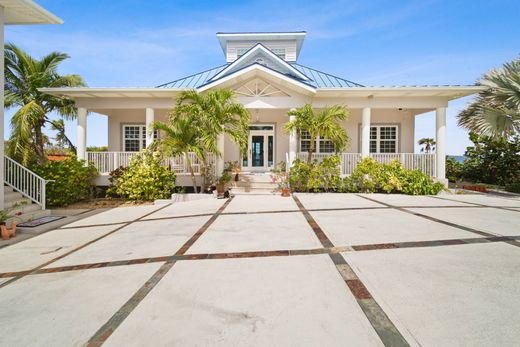 Villa for sale in East End