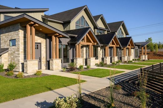 Stadswoning in Eagle, Ada County