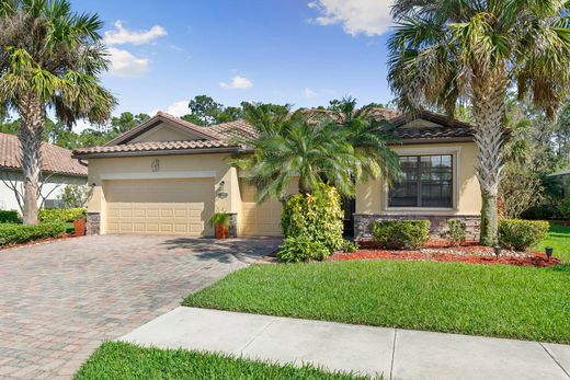 Detached House in Naples, Collier County