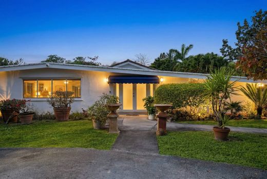 Luxury home in Pinecrest, Miami-Dade