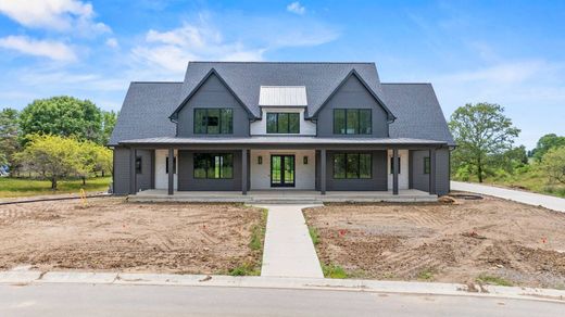 Vrijstaand huis in Fort Wayne, Allen County