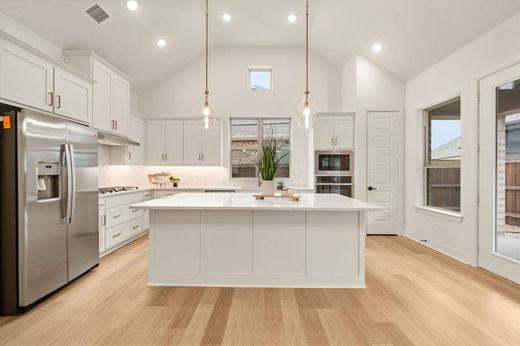 Detached House in Arlington, Tarrant County