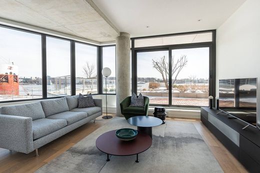 Apartment / Etagenwohnung in Montreal, City of Montréal