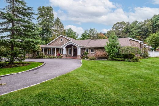 Einfamilienhaus in Dix Hills, Suffolk County