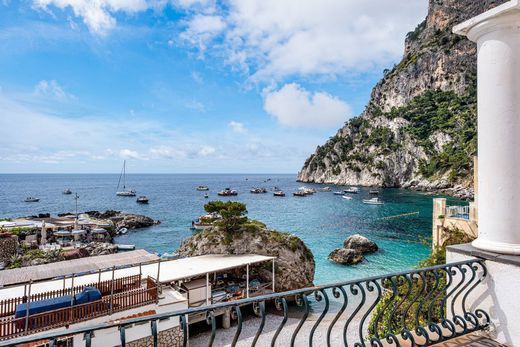 Villa in Capri, Naples