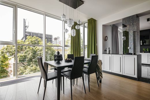 Appartement à Varsovie, Warszawa