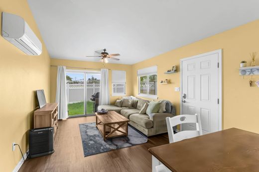 Apartment in Lahaina, Maui