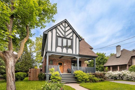 Vrijstaand huis in Hampstead, City of Montréal