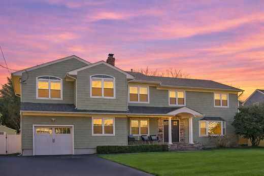 Luxury home in Oceanport, Monmouth County