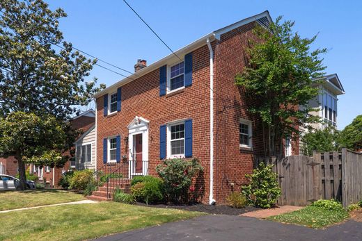 Casa Independente - Arlington, Arlington County