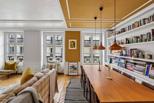 Apartment in Montorgueil, Sentier, Vivienne-Gaillon, Paris