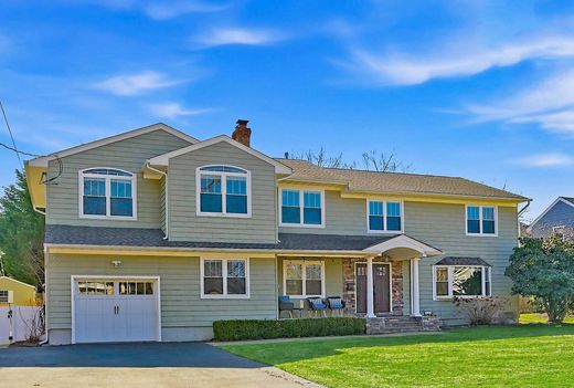 Luxury home in Oceanport, Monmouth County