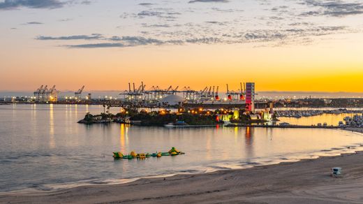 Long Beach, Los Angeles Countyのアパートメント