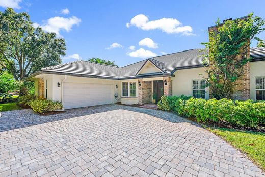 Detached House in Tequesta, Palm Beach