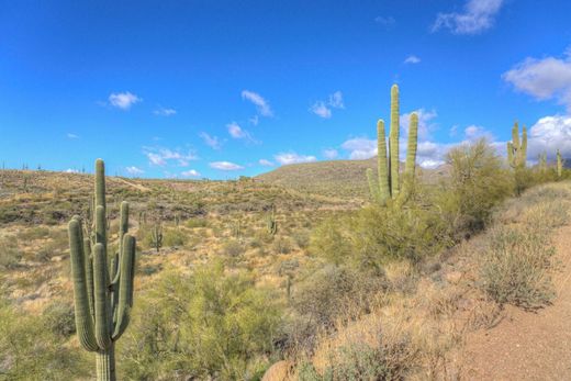 Grond in Cave Creek, Maricopa County