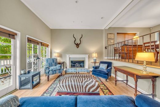 Townhouse in Los Angeles, Los Angeles County