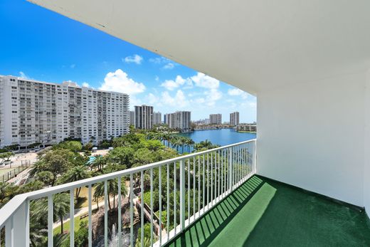 Apartment in Aventura, Miami-Dade
