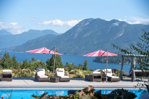 Detached House in Sechelt, Sunshine Coast Regional District