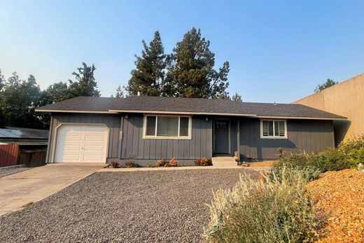 Luxury home in Bend, Deschutes County
