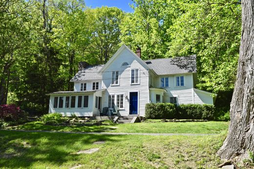 Detached House in Warren, Litchfield County