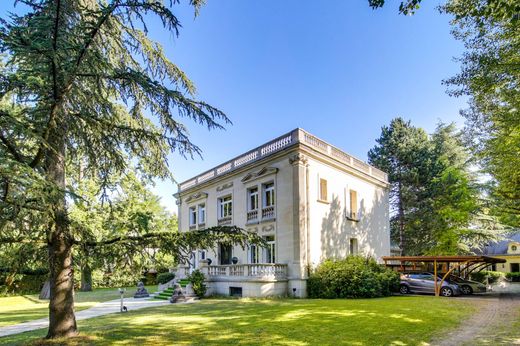 Casa Unifamiliare a Fontenay-sous-Bois, Val-de-Marne