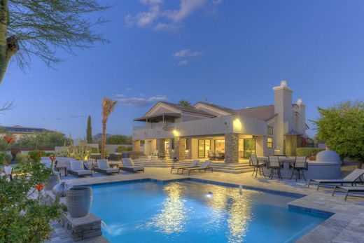 Vrijstaand huis in Cave Creek, Maricopa County