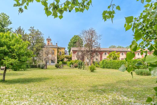 Mehrfamilienhaus in Bressana, Provincia di Pavia